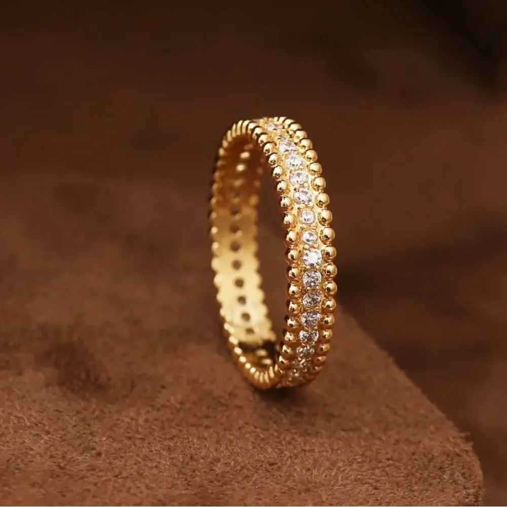 Gold ring